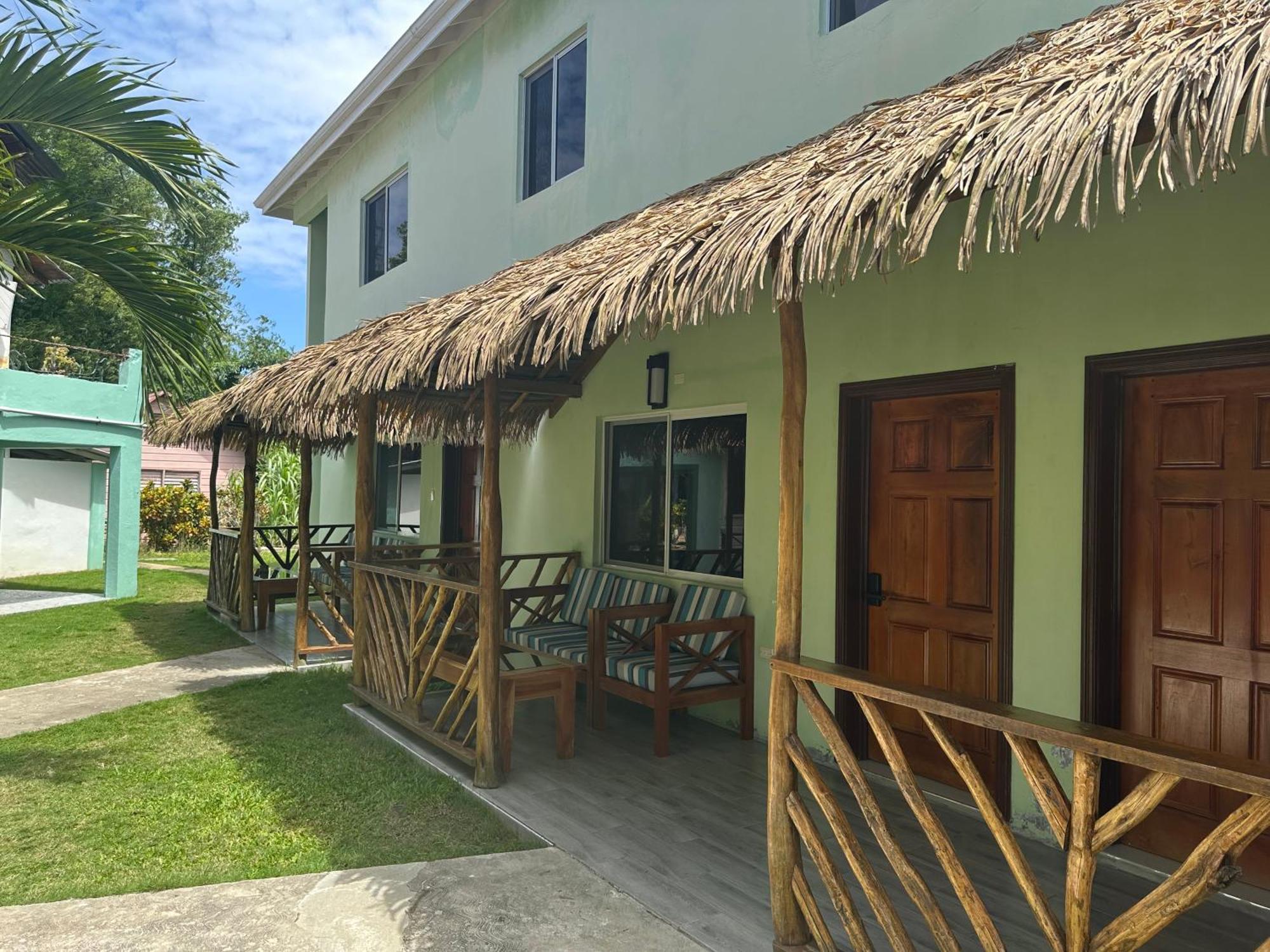 Yoga Dreams Negril Hotell Exteriör bild
